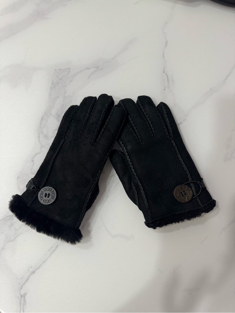 UGG Women's Black Suede Bailey Button-Accent Gloves